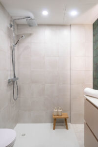 Kylpyhuoneremontti, Bathroom renovation