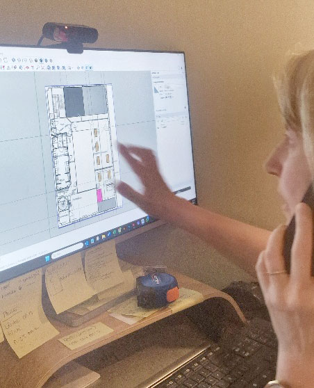 Sisustussuunnitteija tekee töitä sekä Suomeen että Espanjaan